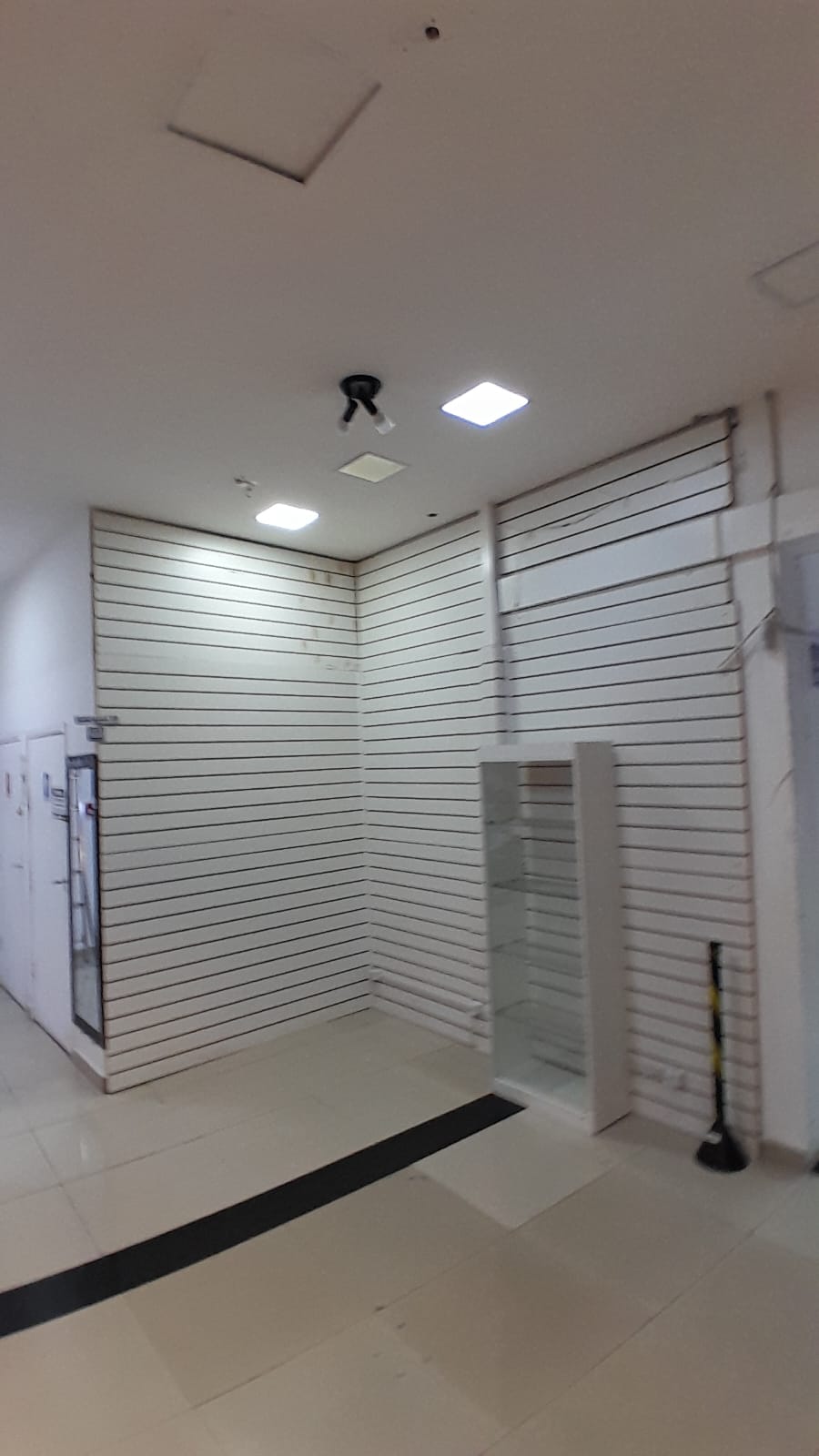 Box vago disponível para locação na Galeria 7