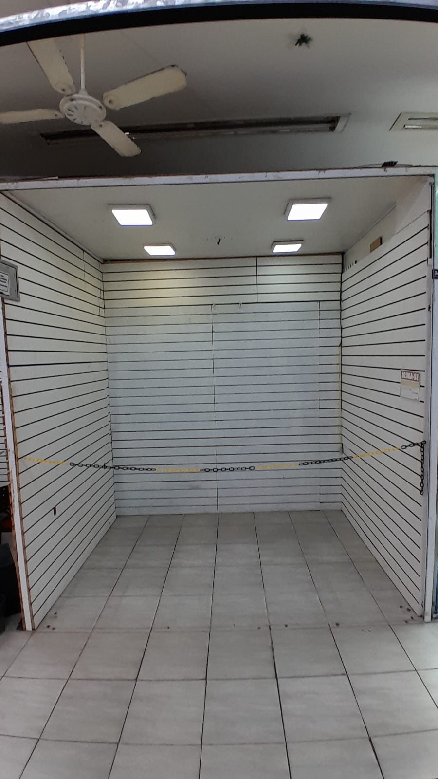 Box vago disponível para locação na Galeria 7