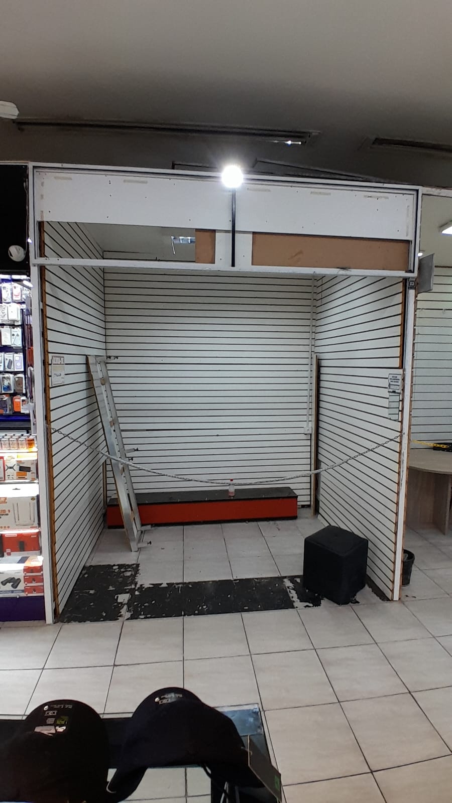 Box vago disponível para locação na Galeria 7
