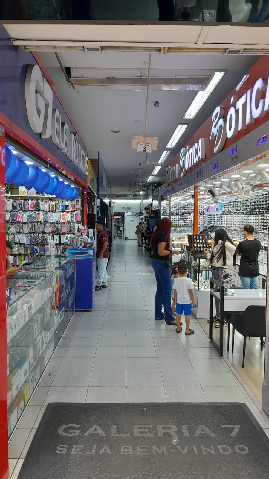 Corredor 3 da Galeria 7